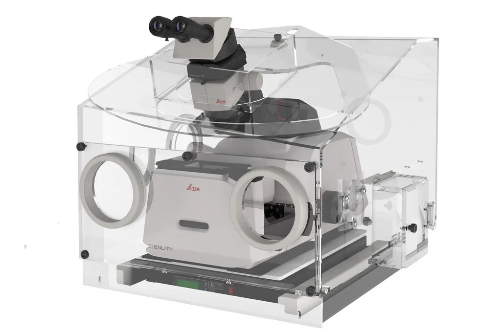 csm_UC-Enuity-with-cryo-chamber_ea620c16e7 UC Enuity with cryo chamber for minimized ice contamination.